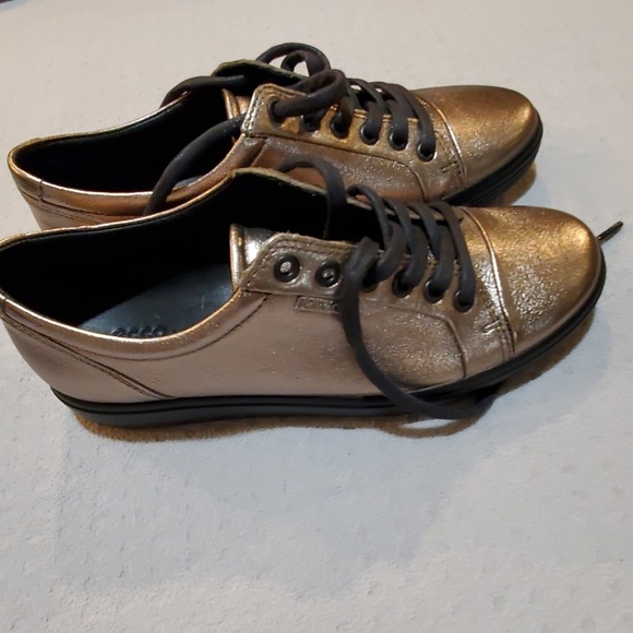 Ecco shoes - Picture 3 of 8